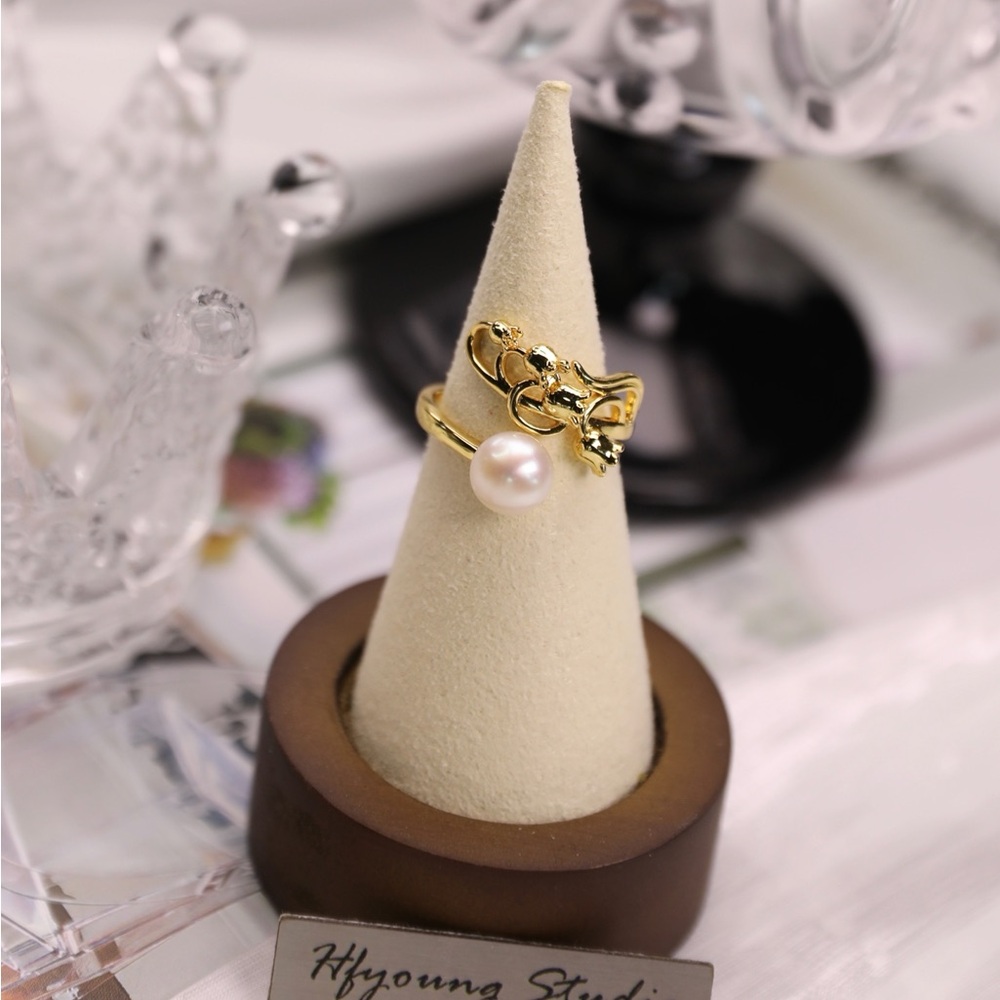 Elegant Gold and Silver Lily of the valley Pearl Rings - Picture 5 of 16